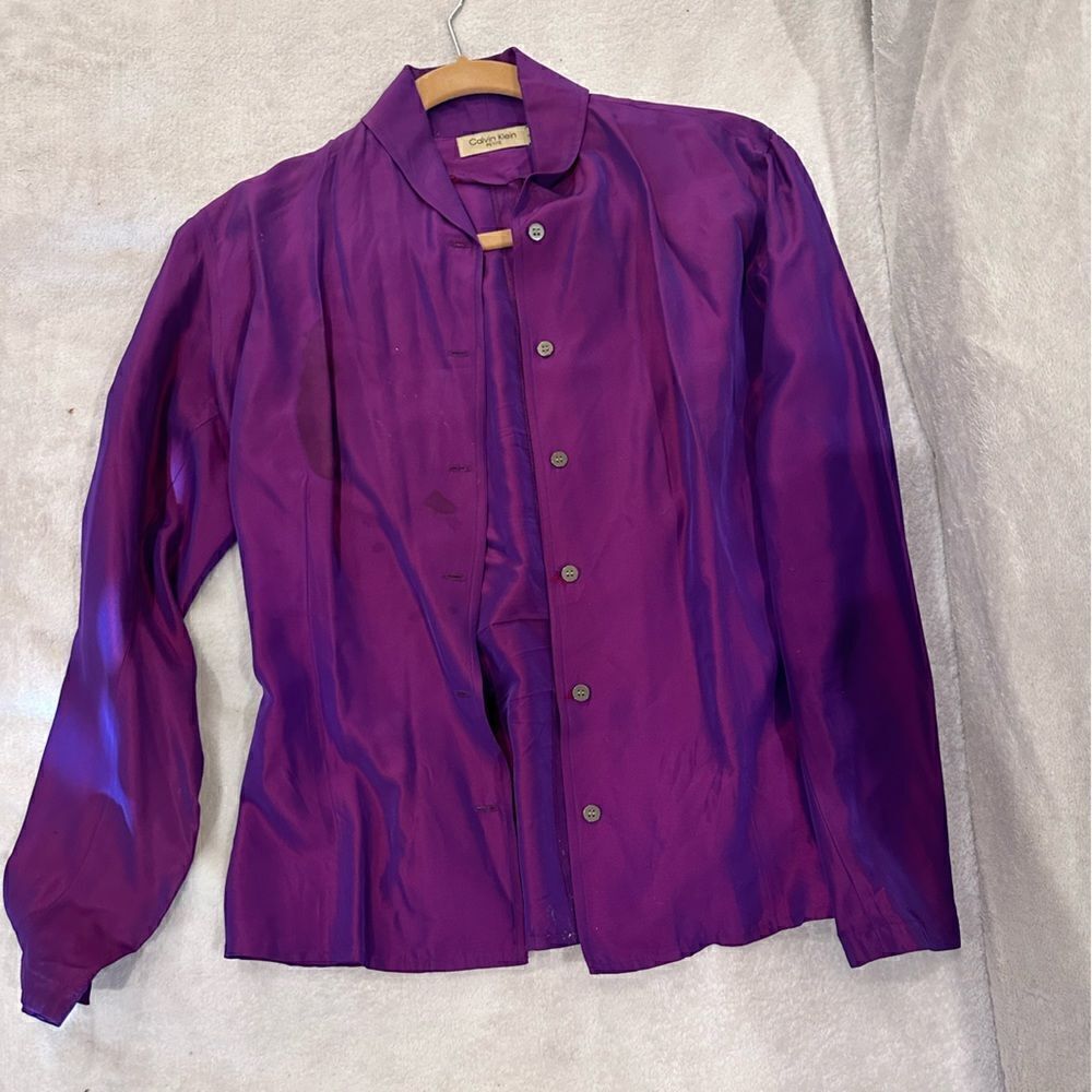 Calvin klein petit size 8 women’s purple disco button down